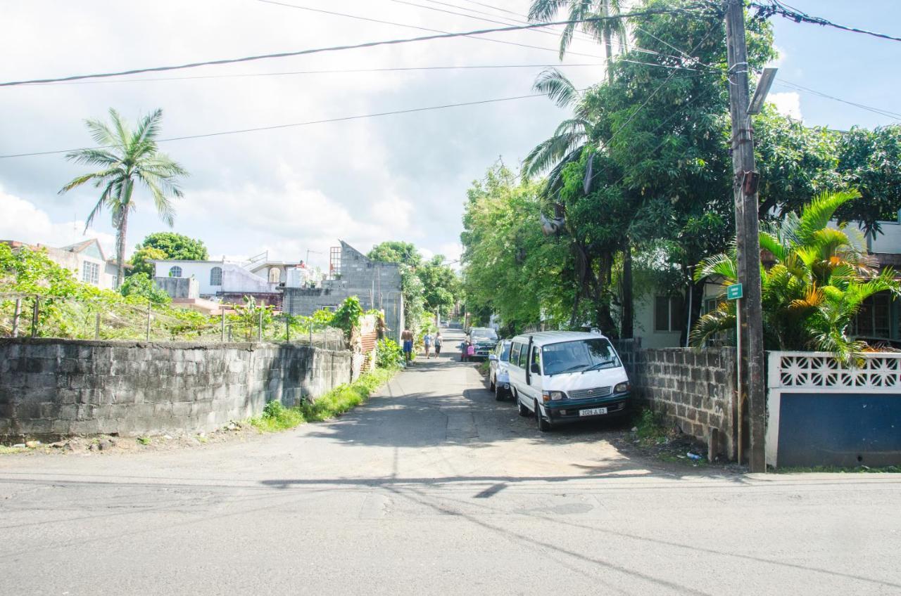La Caverna House Chemin Grenier Ngoại thất bức ảnh