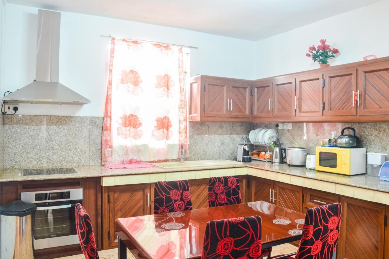 La Caverna House Chemin Grenier Ngoại thất bức ảnh